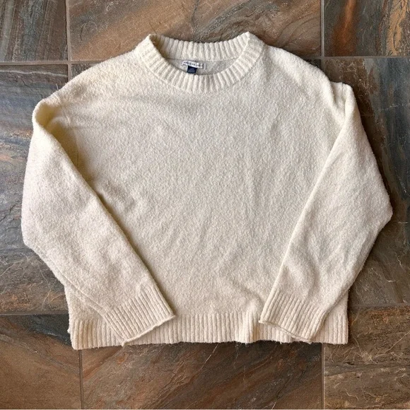 American Eagle Boucle Sweater Women's Size Large Cream Crewneck - Picture 6 of 6